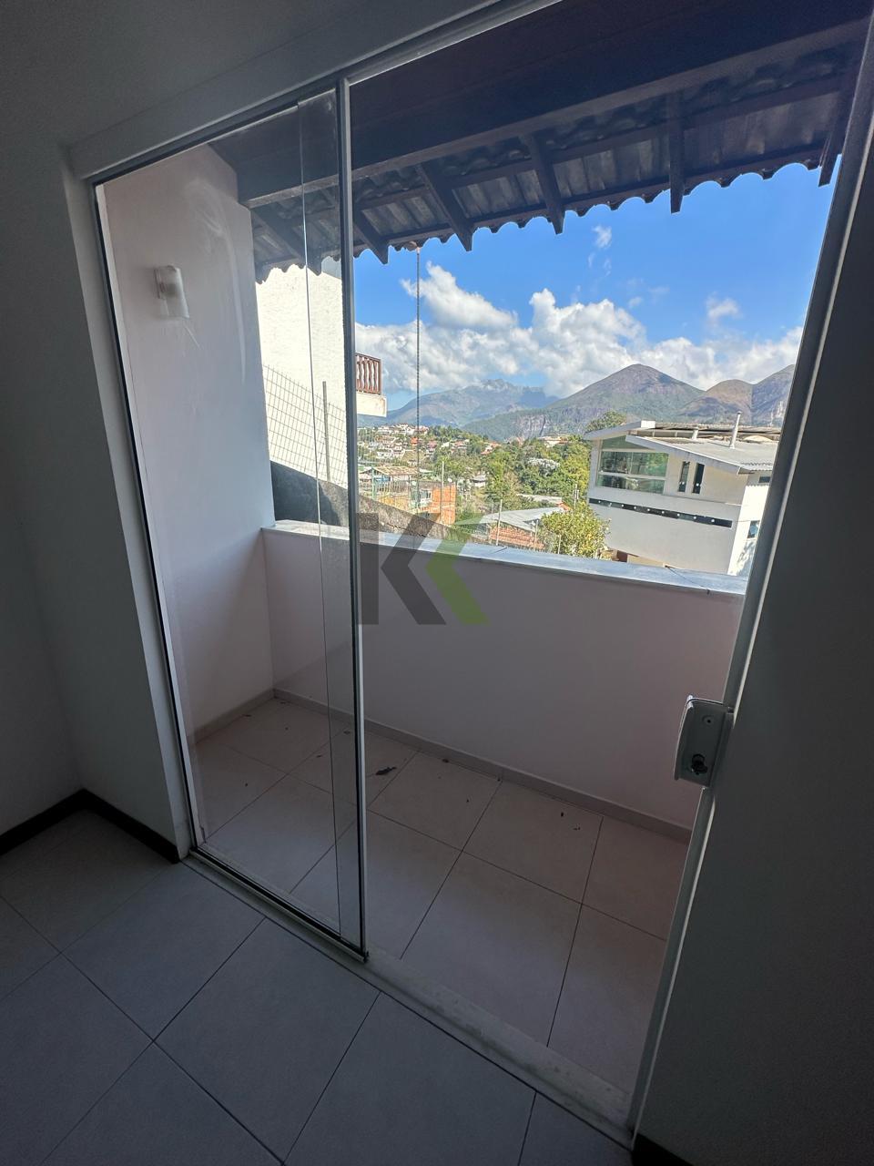 Casa de condomínio para alugar com 2 quartos - Braunes,Nova Friburgo